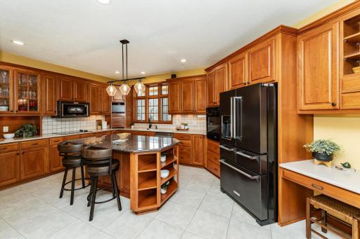 7005 Halifax Lane NW, Rochester, MN 55901