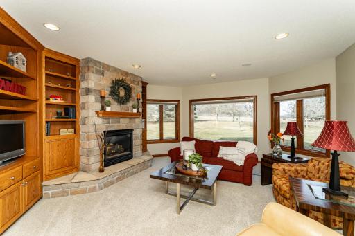 7005 Halifax Lane NW, Rochester, MN 55901