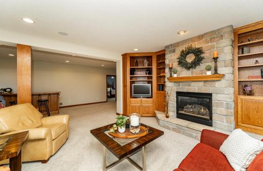 7005 Halifax Lane NW, Rochester, MN 55901