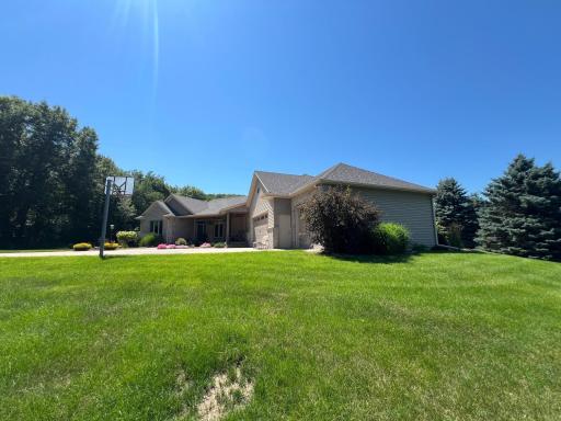 7005 Halifax Lane NW, Rochester, MN 55901