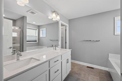 19116 Iden Avenue, Lakeville, MN 55044