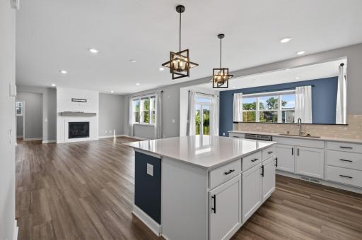19116 Iden Avenue, Lakeville, MN 55044