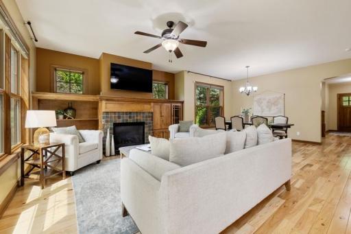 16958 Dynamic Drive, Lakeville, MN 55044