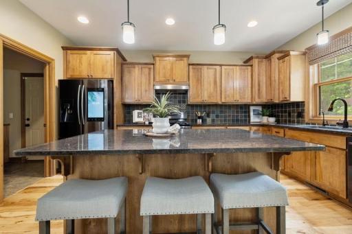 16958 Dynamic Drive, Lakeville, MN 55044