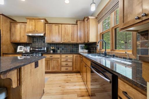 16958 Dynamic Drive, Lakeville, MN 55044