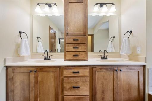 16958 Dynamic Drive, Lakeville, MN 55044