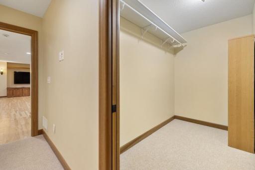 16958 Dynamic Drive, Lakeville, MN 55044