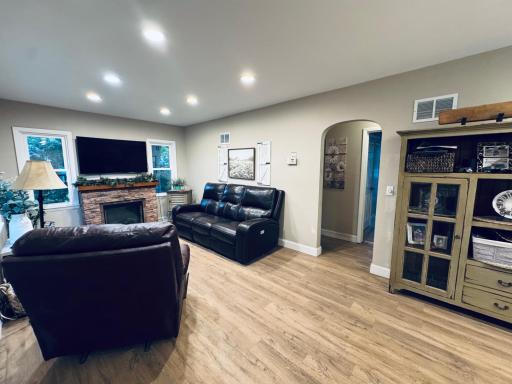 314 Colfax Avenue NW, Renville, MN 56284
