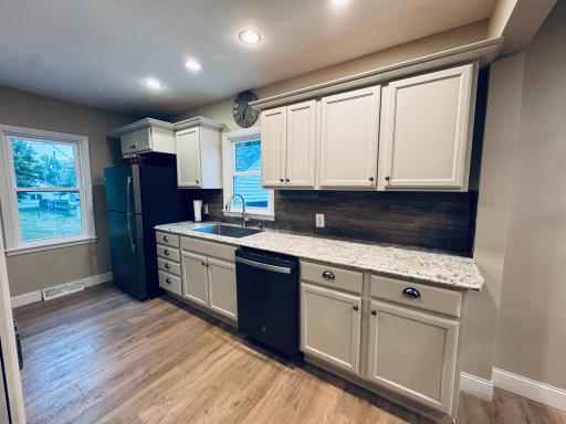 314 Colfax Avenue NW, Renville, MN 56284