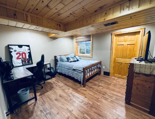 314 Colfax Avenue NW, Renville, MN 56284