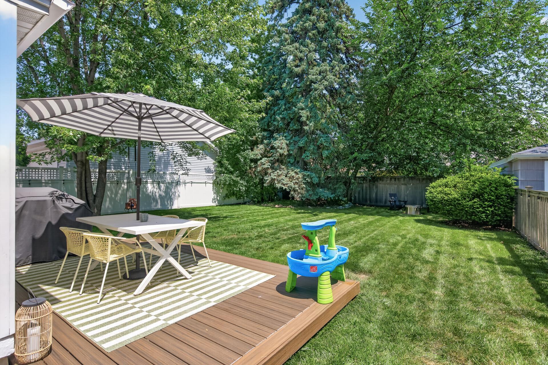 Trex deck with east-exposure