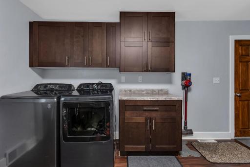 1223 Litchfield Avenue SW, Willmar, MN 56201