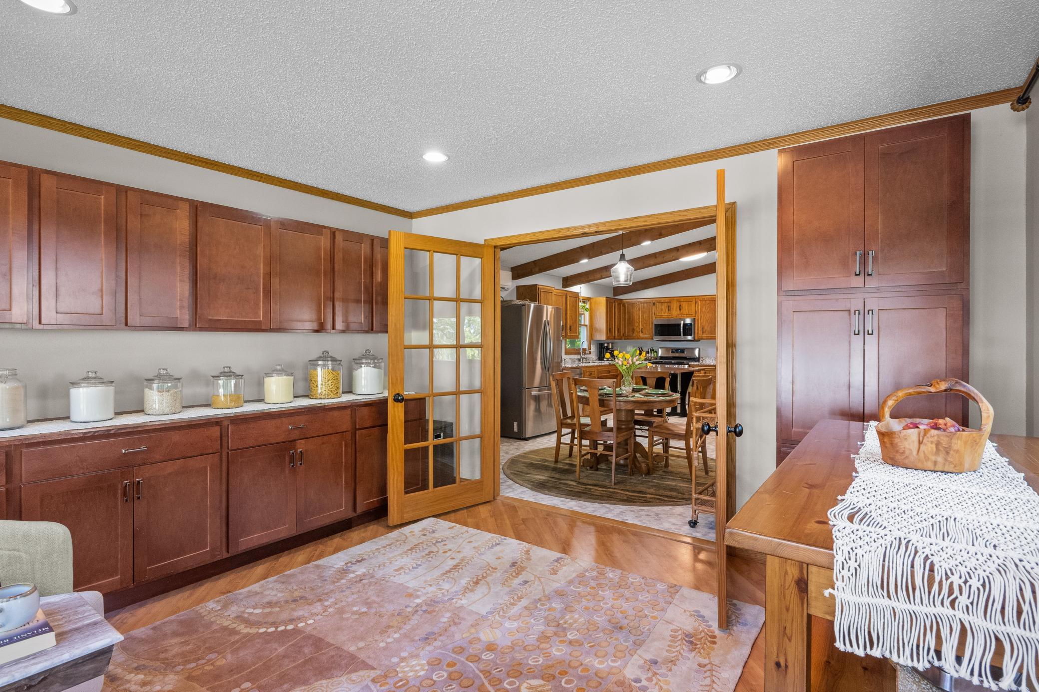 8590 Sara Road (18).jpg