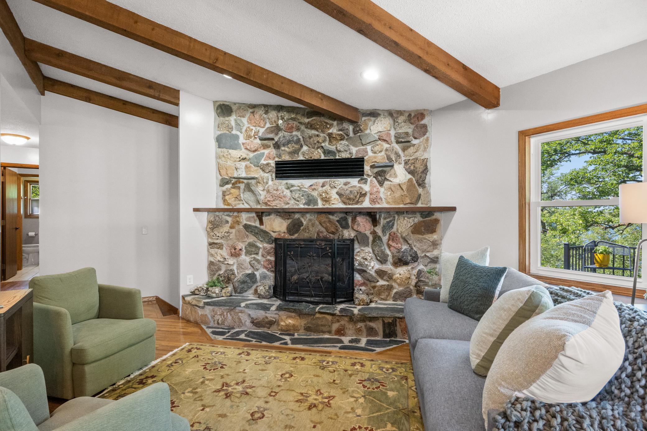 8590 Sara Road (22).jpg