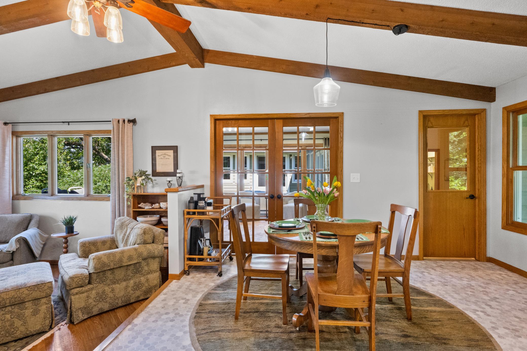 8590 Sara Road (11).jpg