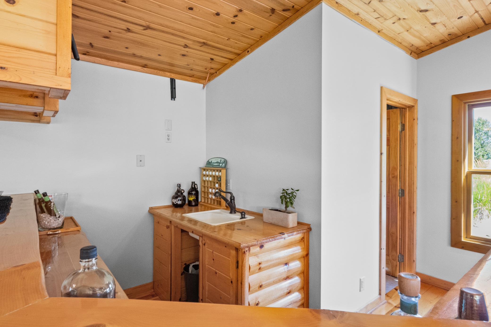 8590 Sara Road (47).jpg