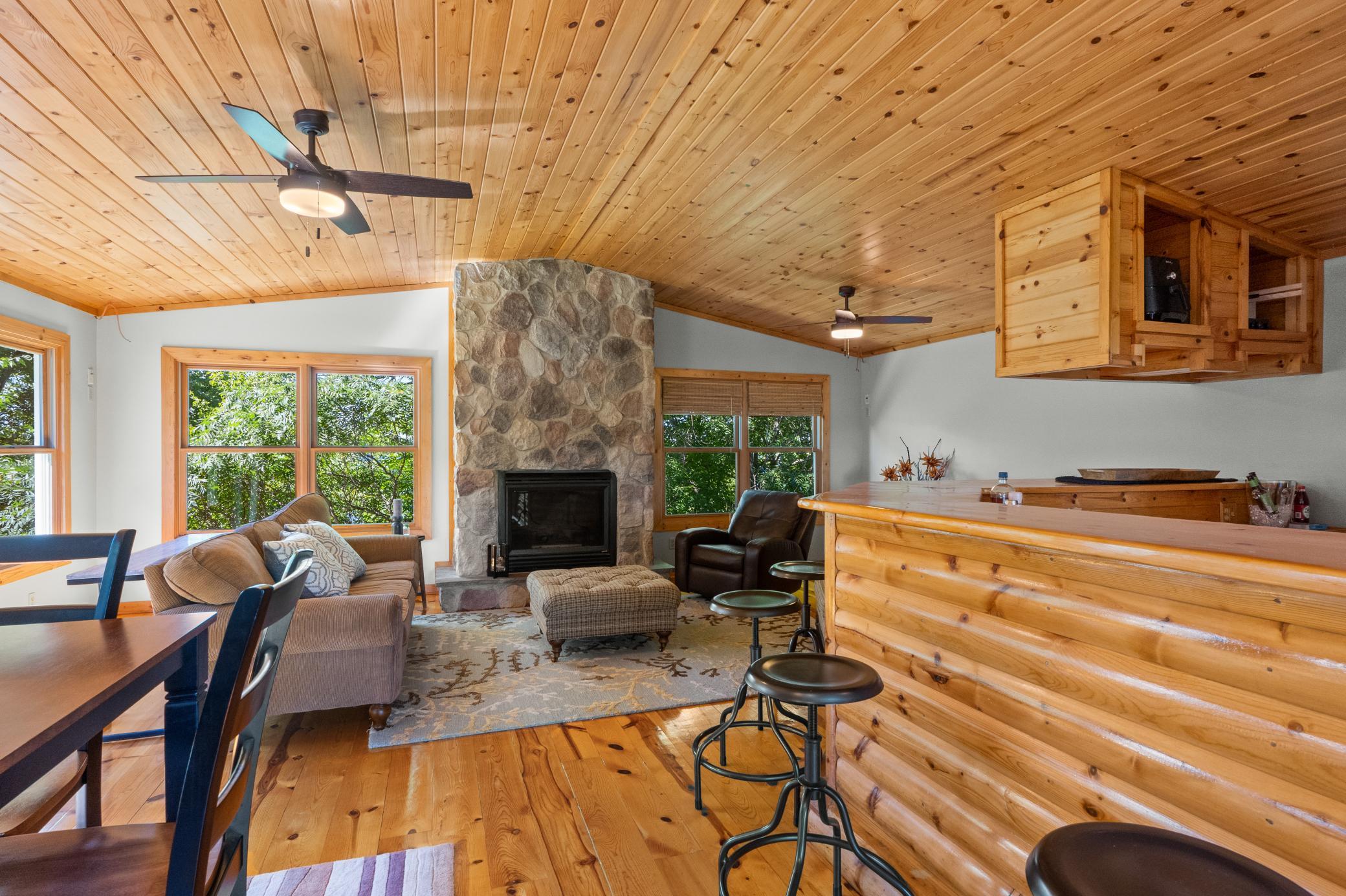 8590 Sara Road (42).jpg