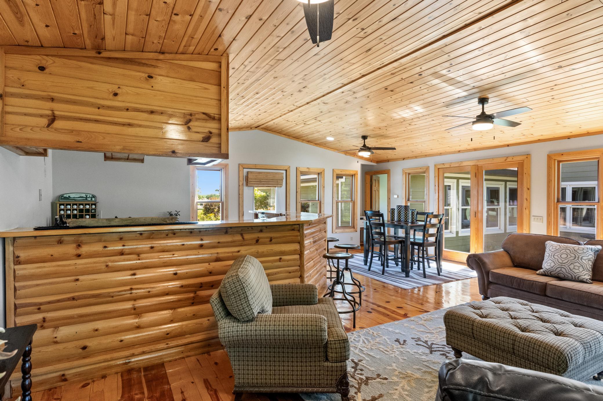 8590 Sara Road (49).jpg
