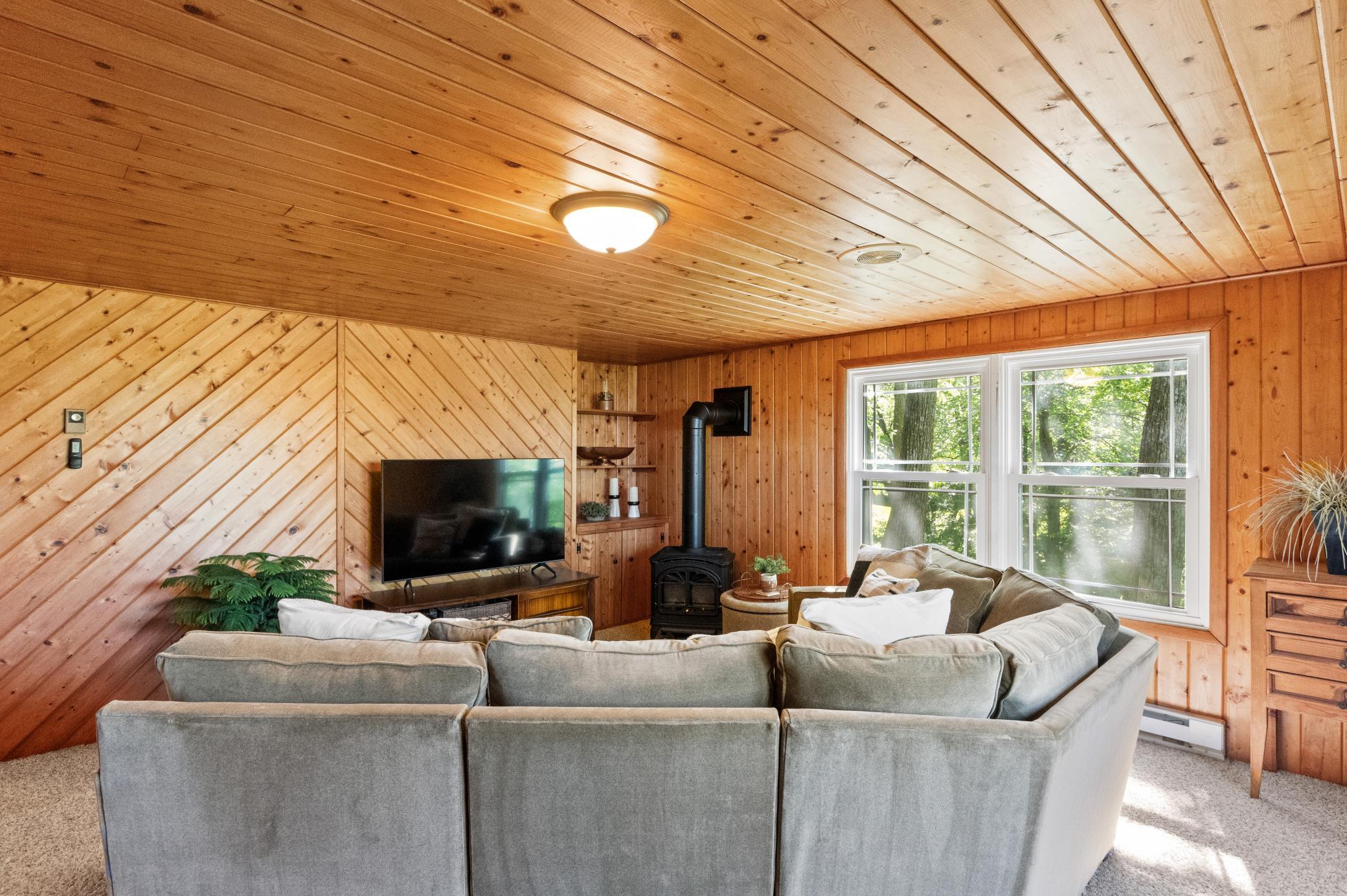 8590 Sara Road (52).jpg