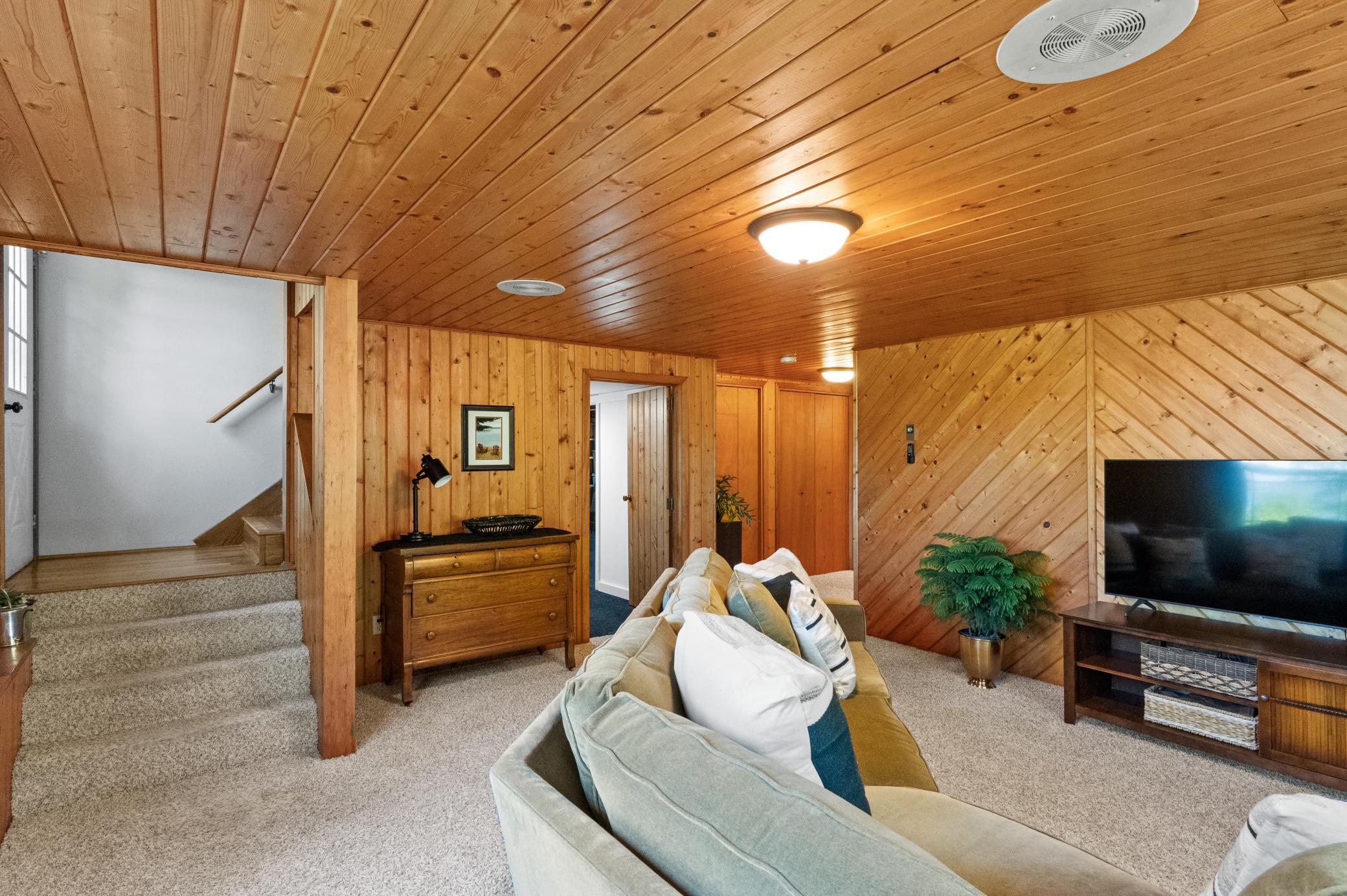 8590 Sara Road (54).jpg