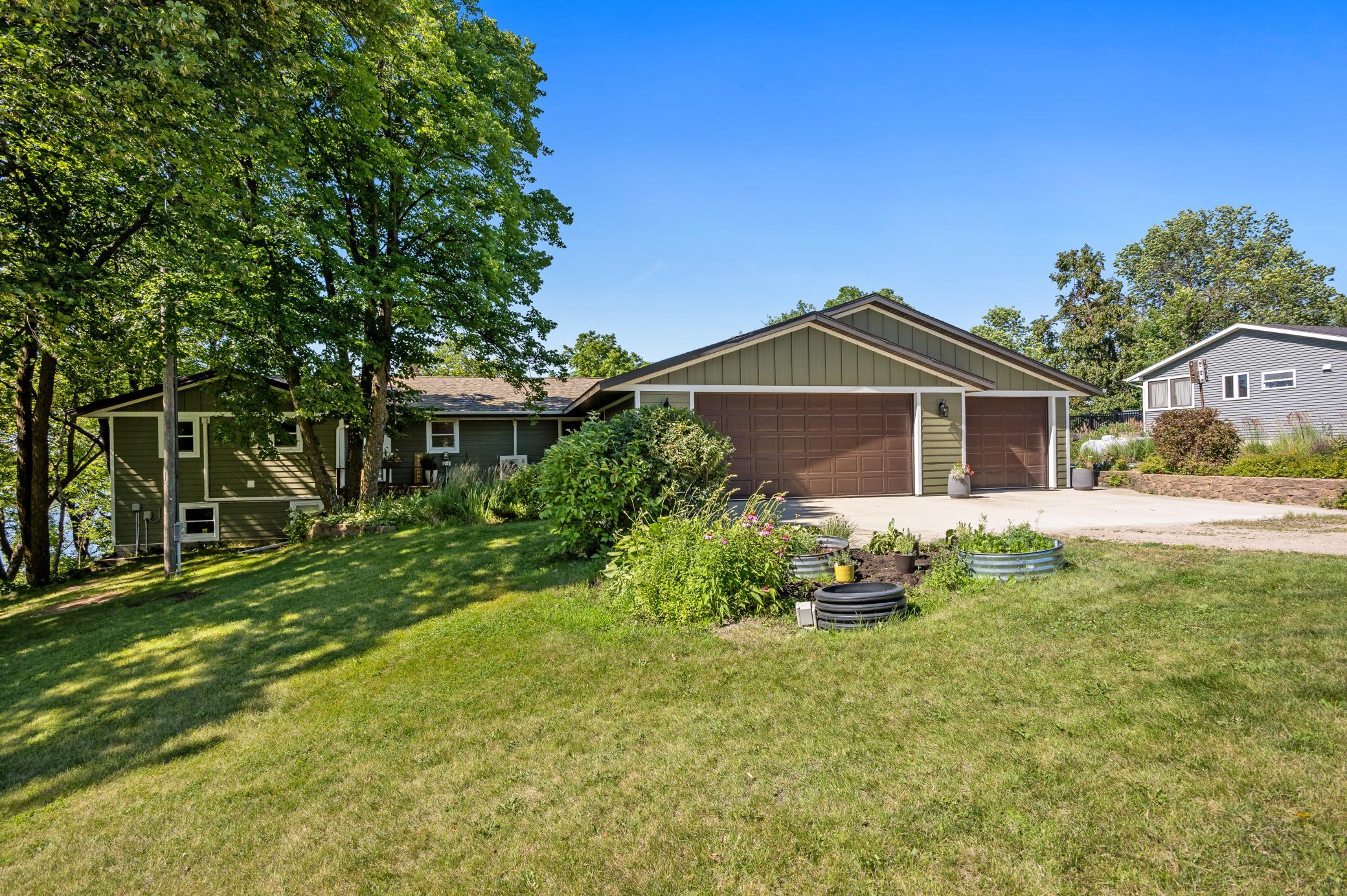 8590 Sara Road (71).jpg