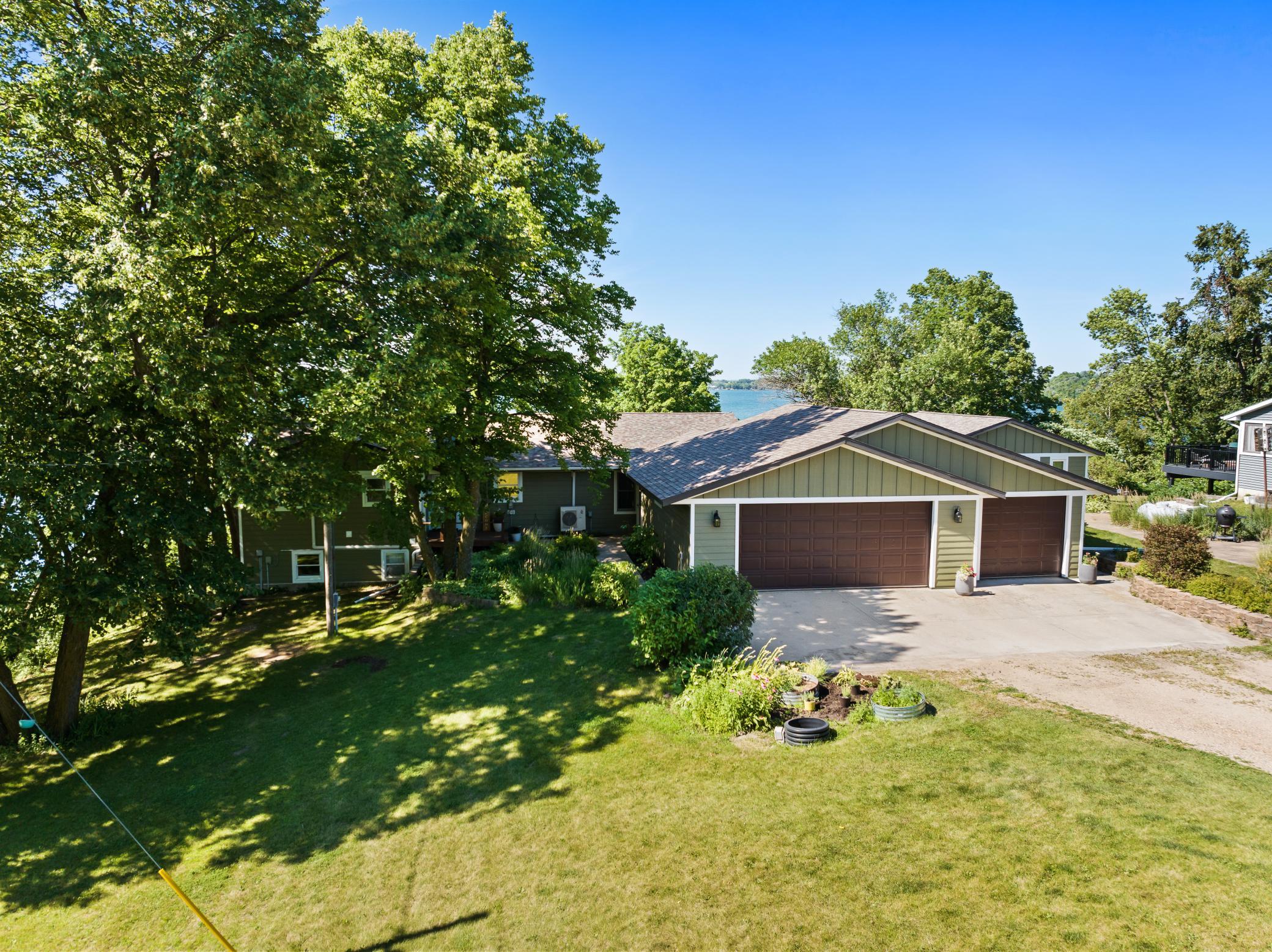 8590 Sara Road (101).jpg