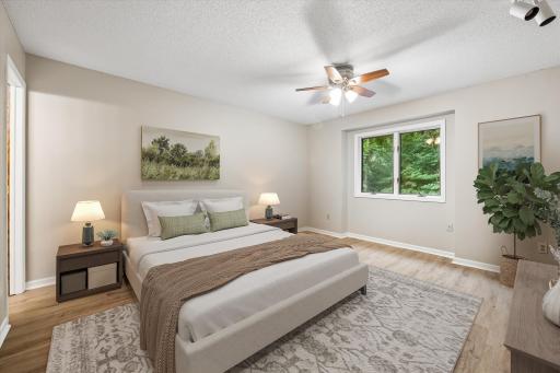 460 Oakhill Road, Chaska, MN 55318
