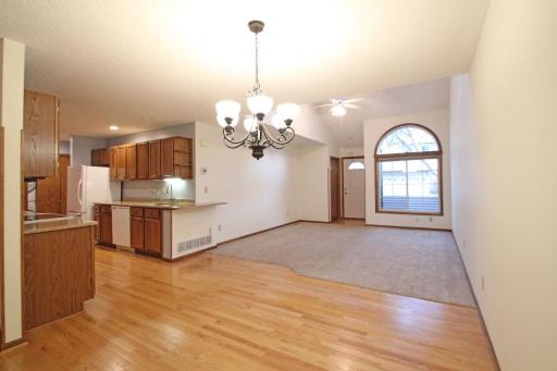 207 Primrose Court, Vadnais Heights, MN 55127