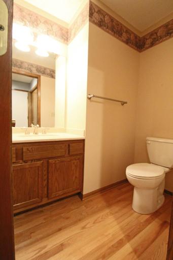 207 Primrose Court, Vadnais Heights, MN 55127