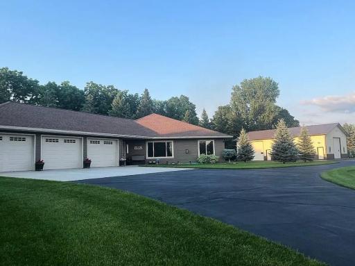 3807 N Eagle Road, Willmar, MN 56201