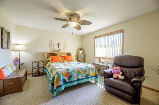 3807 N Eagle Road, Willmar, MN 56201