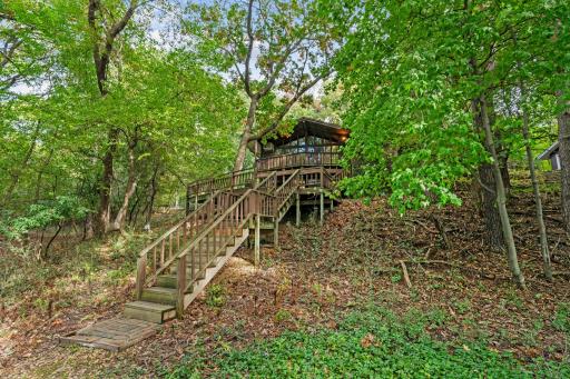 8274 Hidden Bay Trail N, Lake Elmo, MN 55042