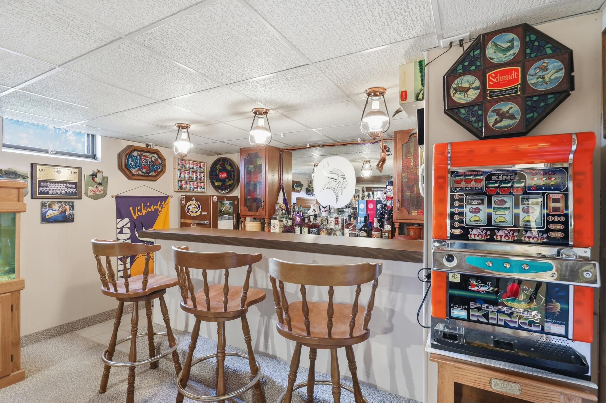 Wet bar