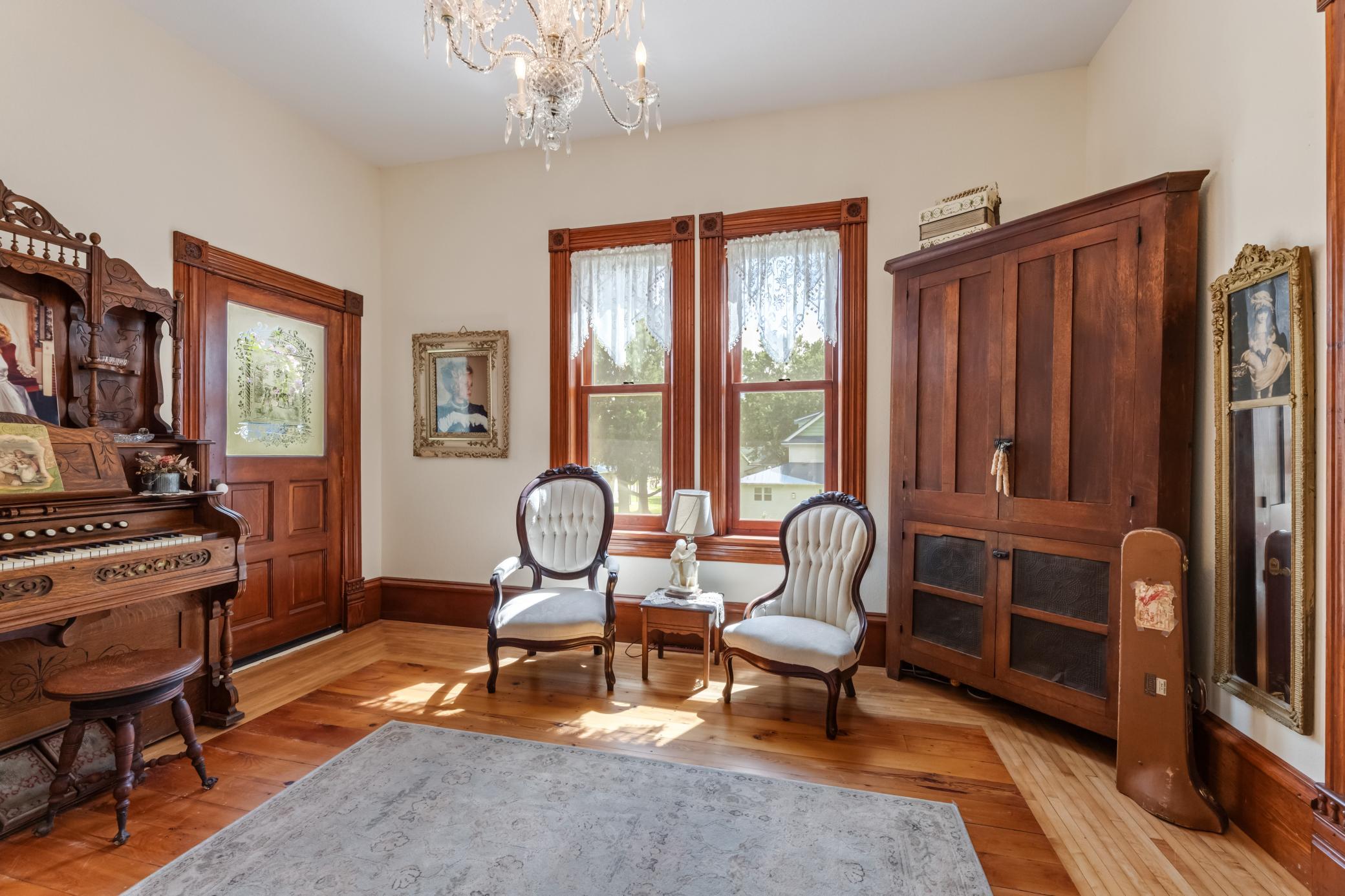 22961 Church St Ettrick WI (18).jpg