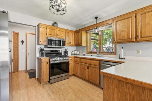 Photo for 1309 Fremont Court, Burnsville, MN 55306 - listing #7109119 1309 Fremont Court, Burnsville, MN 55306