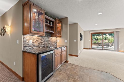 Wetbar conveniently located between Rec and Family Rooms