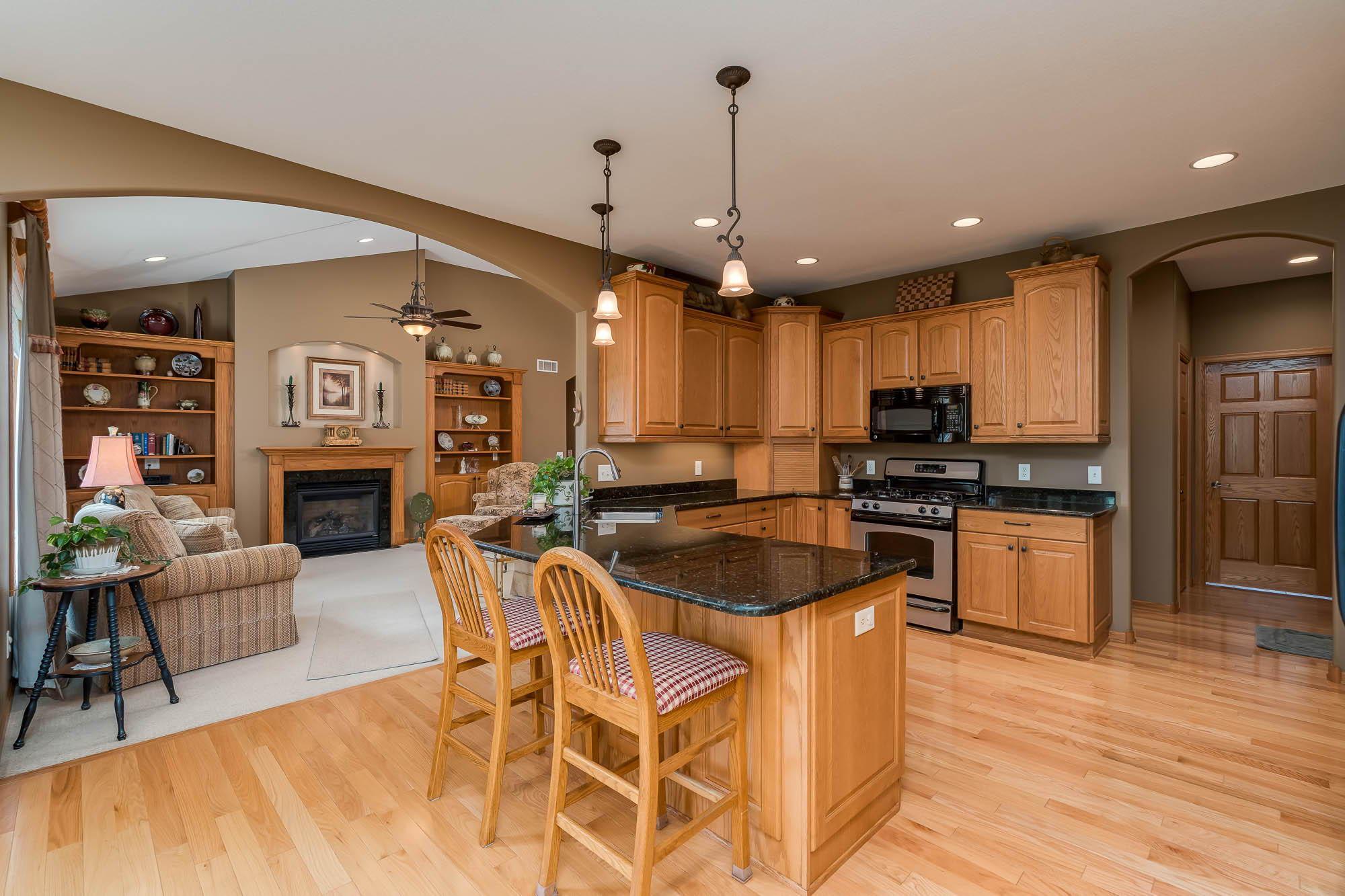 15-web-or-mls-117-grovebrook-drive.jpg