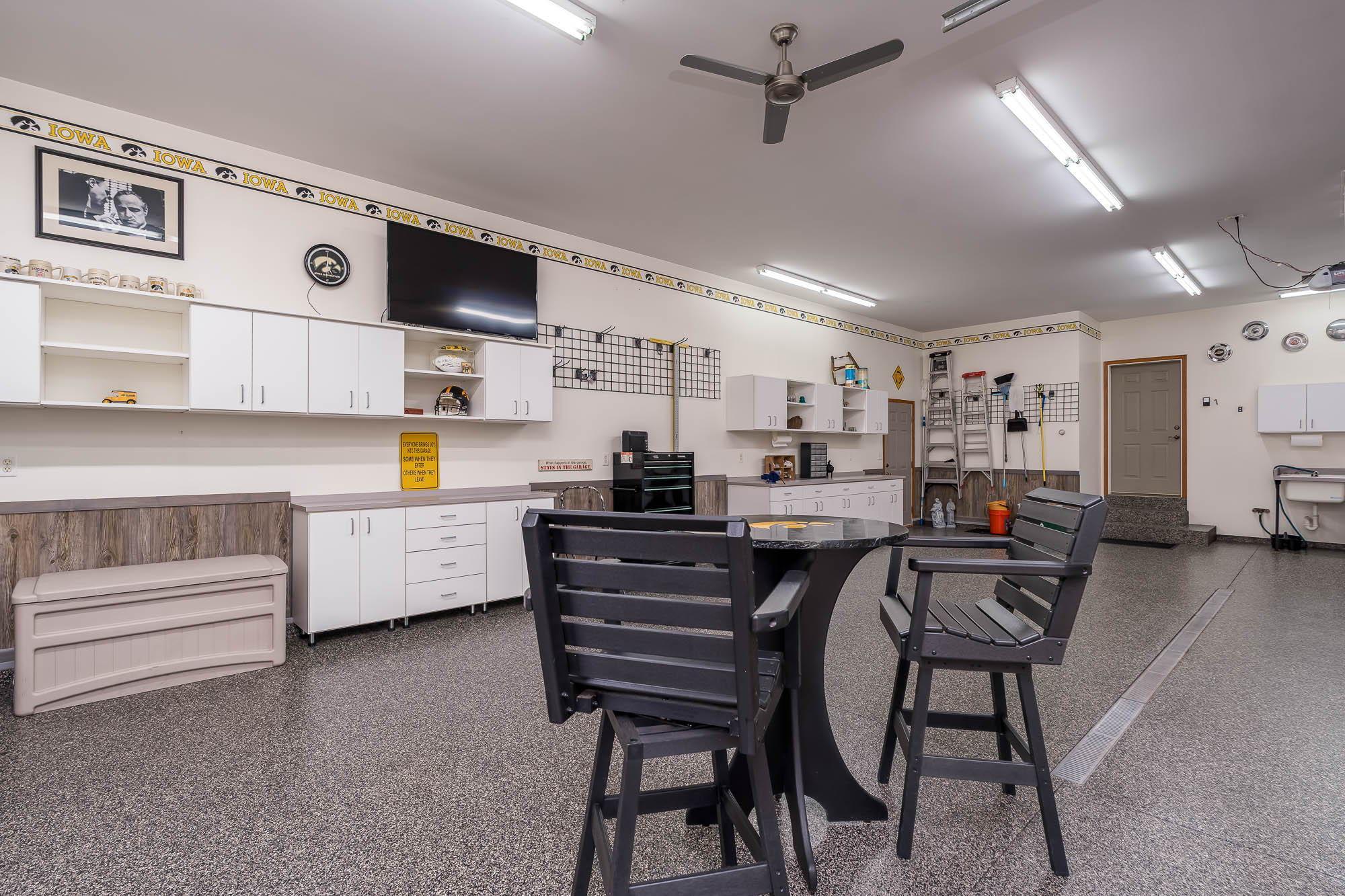 46-web-or-mls-117-grovebrook-drive.jpg