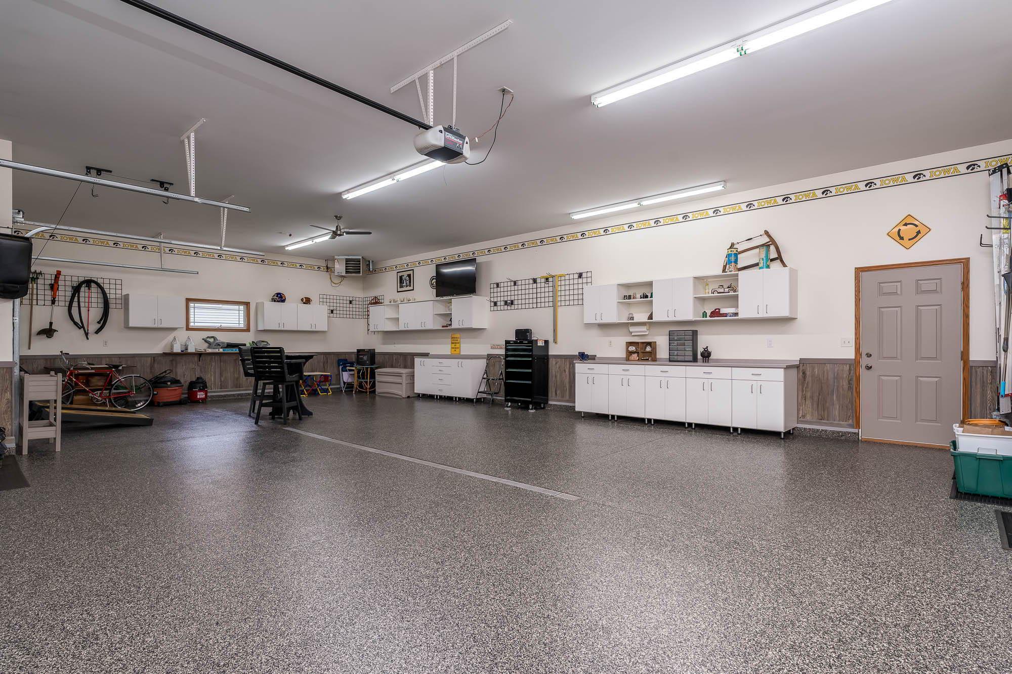 44-web-or-mls-117-grovebrook-drive.jpg