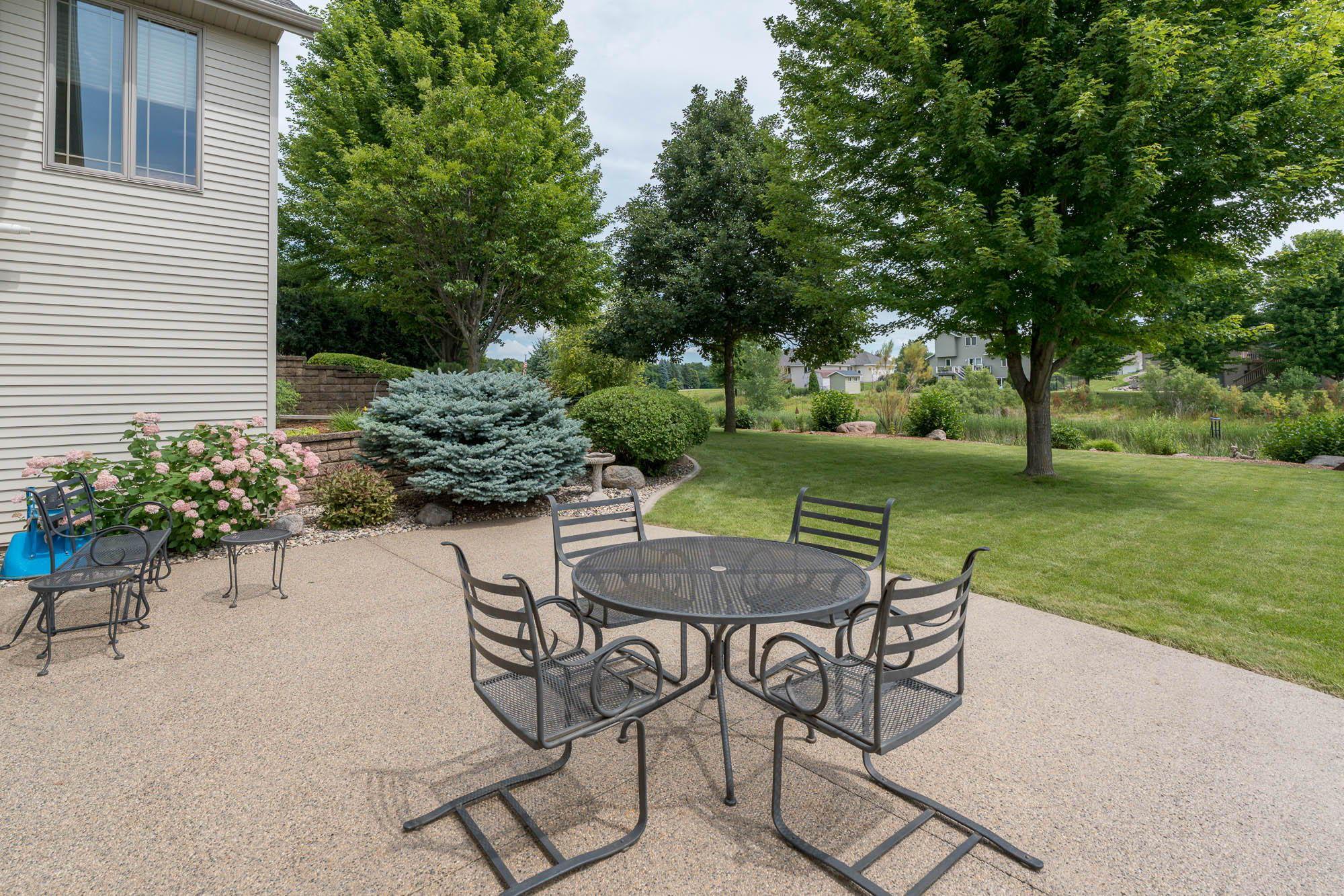 54-web-or-mls-117-grovebrook-drive.jpg