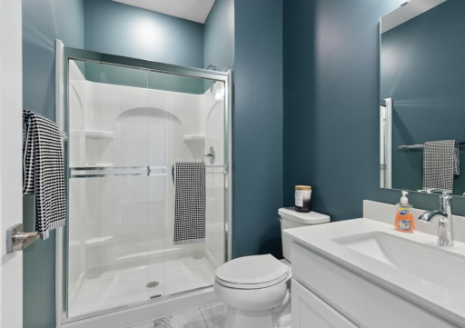 14302 Main 3 Qtr Bath.png