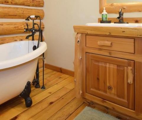 Telephone Style Faucet.jpg