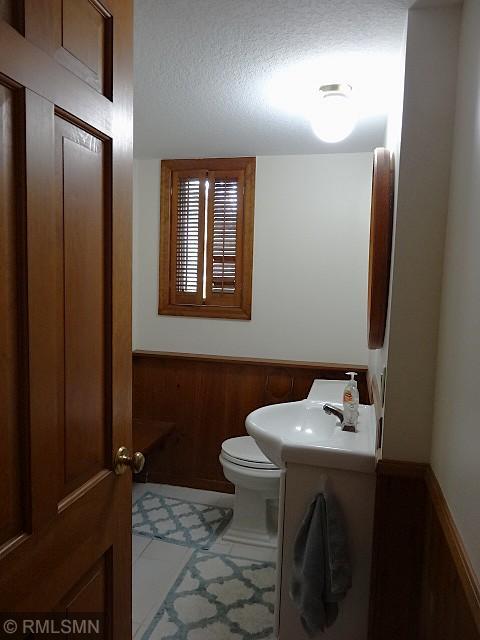 Lower-Level 3/4 Bathroom