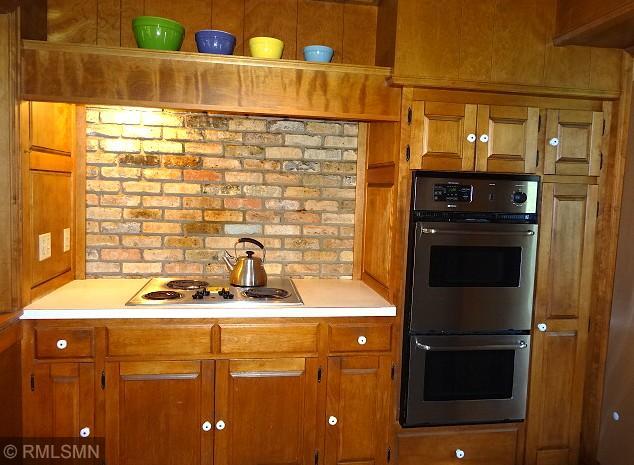 Kitchen Cooktop and Double Wall Oven