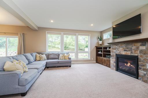 15224 Valley View Drive, Savage, MN 55378