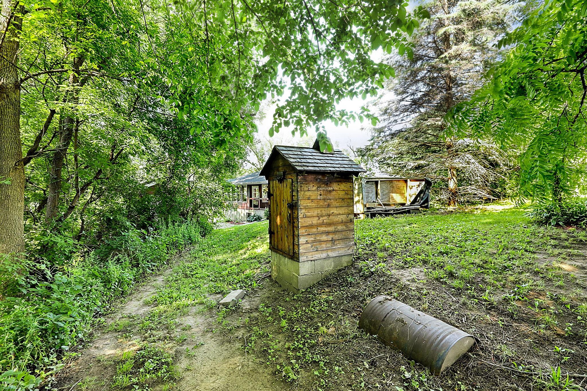 Photo 16