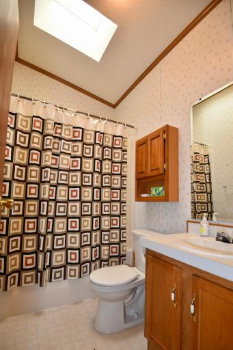 805 2nd Street NE, 805, Milaca, MN 56353