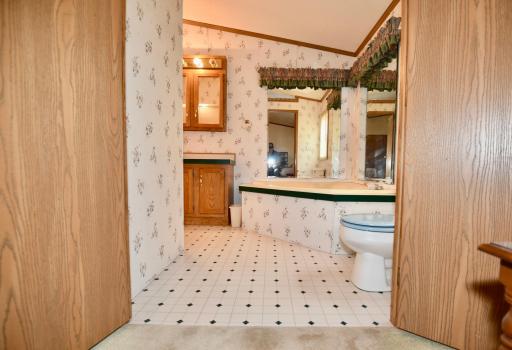 805 2nd Street NE, 805, Milaca, MN 56353