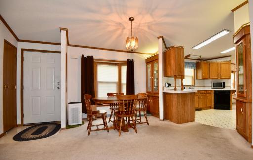 805 2nd Street NE, 805, Milaca, MN 56353