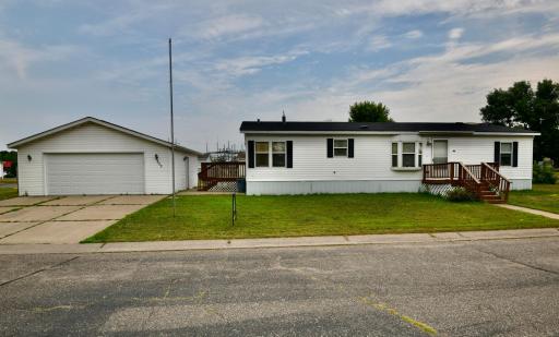805 2nd Street NE, 805, Milaca, MN 56353